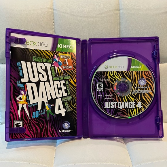 Xbox controller, chatpad (no cables) & 4 kinect CDs, same or next day shipping - Picture 3 of 7